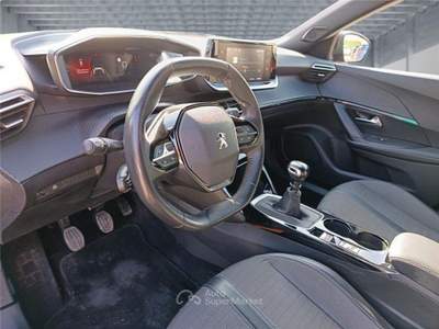 Peugeot 2008 2ª serie PureTech 100 S&S Allure P usata BARI