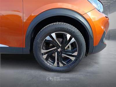 Peugeot 2008 2ª serie PureTech 100 S&S Allure P usata BARI
