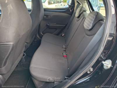 Peugeot 108 108 VTi 72 S&S 5 porte Allure TAGLIANDI PEUGEOT Nero usata Somma Vesuviana