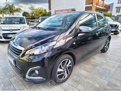 Peugeot 108 108 VTi 72 S&S 5 porte Allure TAGLIANDI PEUGEOT Nero usata Somma Vesuviana