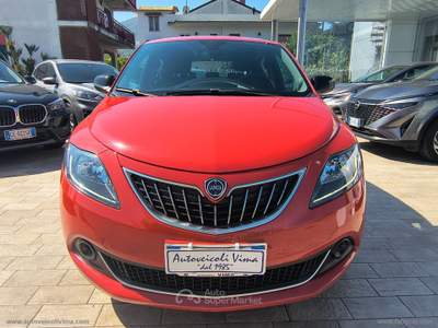 Lancia Ypsilon Ypsilon 1.2 69 CV 5p. GPL Silver Rosso usata Somma Vesuviana
