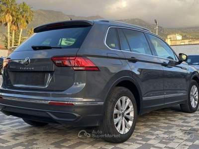 Volkswagen Tiguan Life 2.0 TDI 122 CV usata Partinico