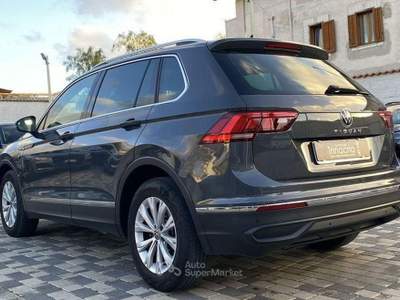 Volkswagen Tiguan Life 2.0 TDI 122 CV usata Partinico