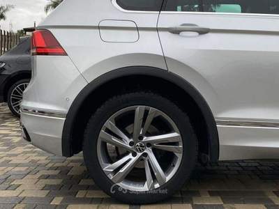 Volkswagen Tiguan R-Line 2.0 TDI 150 CV DSG usata Partinico