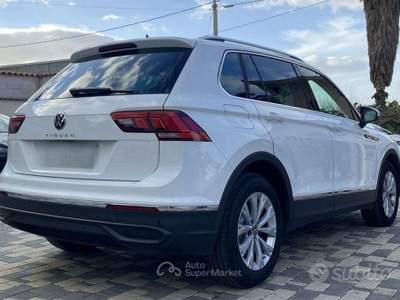 Volkswagen Tiguan Life 2.0 TDI 150 CV DSG usata Partinico