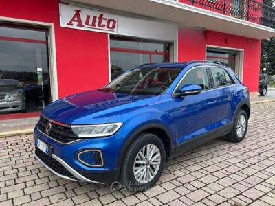 Volkswagen T-Roc SCR 150 CV DSG Life usata San Ginesio