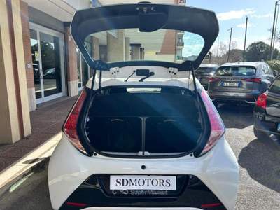 Toyota Aygo X Aygo 5p 1.0 x-play m-mt *Promo SD 2026* Bianco usata Roma