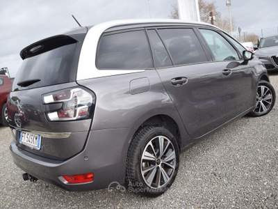 Citroen Grand C4 SpaceTourer CITROEN C4 GRAND Spacetourer 7 POSTI - GANCIO TRAINO - 1.5 BlueHDi 130CV AUTOM. EAT8 Shine FULL - NAVI - ADAS - SENSORI - CAM - AUTOPARK - CRUISE - BT - MASSAGGIO - OK NEOPATENTATI - UNICO PROPRIETARIO Grigio usata Montalto di Castro