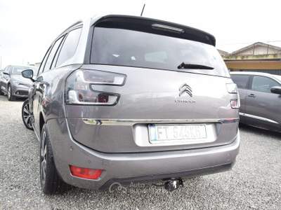 Citroen Grand C4 SpaceTourer CITROEN C4 GRAND Spacetourer 7 POSTI - GANCIO TRAINO - 1.5 BlueHDi 130CV AUTOM. EAT8 Shine FULL - NAVI - ADAS - SENSORI - CAM - AUTOPARK - CRUISE - BT - MASSAGGIO - OK NEOPATENTATI - UNICO PROPRIETARIO Grigio usata Montalto di Castro