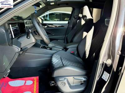 Volkswagen Tiguan 2.0 TDI 150 CV EVO DSG R-Line Grigio usata Sant'Anastasia