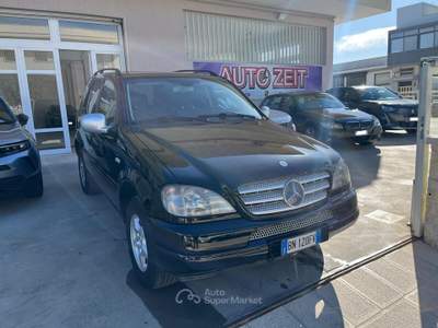 Mercedes-Benz Classe G ML 270 turbodiesel cat CDI Nero usata Castellana Grotte