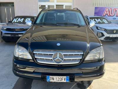 Mercedes-Benz Classe G ML 270 turbodiesel cat CDI Nero usata Castellana Grotte