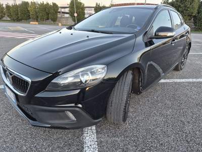Volvo V40 Cross Country V40 II 2012 Cross Country 2.0 d2 Business Nero usata Pisa