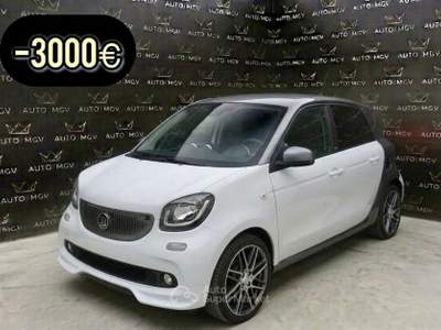 Smart ForFour Forfour 0.9 t BRABUS 110cv twinamic*UNICA*LED*JBL Bianco usata La Loggia