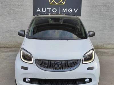 Smart ForFour Forfour 0.9 t BRABUS 110cv twinamic*UNICA*LED*JBL Bianco usata La Loggia