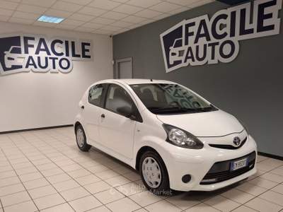 Toyota Aygo 5 porte Sol Connect Bianco usata Oleggio