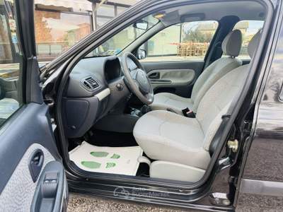Renault Clio II Storia 1.2 Confort 121.000km!! Ok nEOPATENTAT Nero usata Villadose