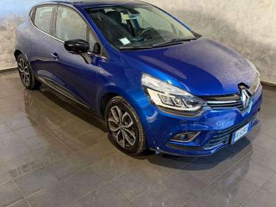 Renault Clio Clio TCe 12V 90CV Start&Stop 5 porte Energy Duel2 Blu/Azzurro usata Cornaredo
