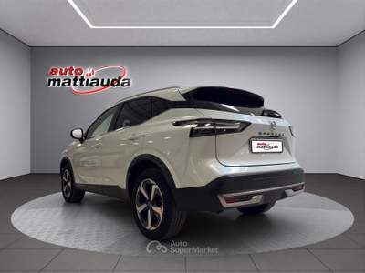 Nissan Qashqai Qashqai 1.3 mhev N-Connecta 2wd 158cv xtronic Bianco usata Bra