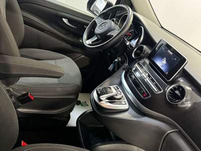 Mercedes-Benz Classe V V Extralong 220 d Style auto Verde usata Carugate