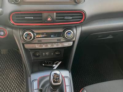 Hyundai Kona 1.6 CRDì 115cv XPrime Rosso usata LIVORNO