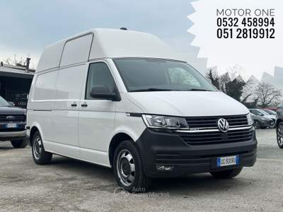 Volkswagen Transporter Volkswagen Transporter 4 MOTION 2.0 TDI 150 CV P.L T.A FP Bianco usata Altedo