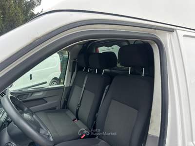 Volkswagen Transporter Volkswagen Transporter 4 MOTION 2.0 TDI 150 CV P.L T.A FP Bianco usata Altedo