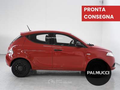 Lancia Ypsilon Ypsilon 1.2 69 CV 5 porte S&S Elefantino Blu usata Prato