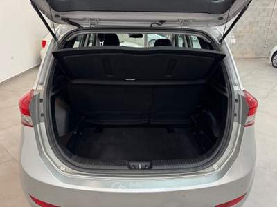Hyundai ix20 1.4 CRDi 90cv App Mode Argento usata Caresanablot