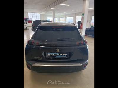 Peugeot 2008 e- Allure Pack 100kW Nero usata Alessandria