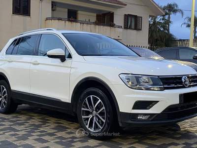 Volkswagen Tiguan Business 2.0 TDI 150CV DSG 4motion Bianco usata Borgetto