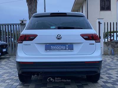 Volkswagen Tiguan Business 2.0 TDI 150CV DSG 4motion Bianco usata Borgetto