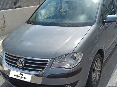 Volkswagen Touran Trendline Grigio usata Bari