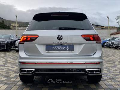 Volkswagen Tiguan R-Line 2.0 TDI 150 CV DSG Argento usata Borgetto