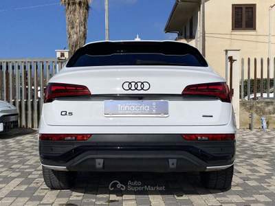 Audi Q5 SPB S Line Plus 2.0 TDI 204CV S-Tronic quattro mhev 40 Bianco usata Borgetto