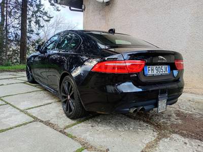 Jaguar XE CG garage PROPONE in vendita Fantastica Jaguar XE R Sport usata CAROLEI
