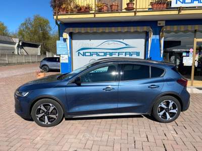 Ford Focus 1.0 EcoBoost Hybrid 125 CV Powershift 5p. Active X Blu/Azzurro usata Brusnengo
