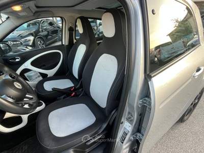 Smart ForFour 70 1.0 Passion Giallo usata Alife