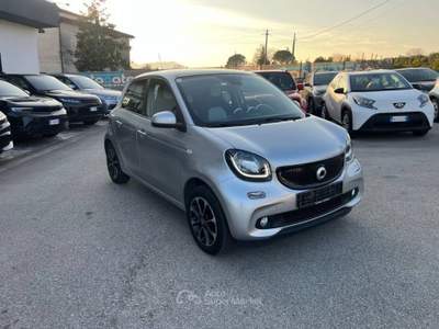 Smart ForFour 70 1.0 Passion Giallo usata Alife