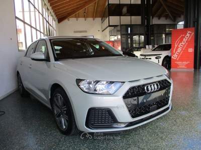 Audi A1 SPB 25 TFSI Admired Ok Neopat/CarPlay Argento usata Mogliano Veneto