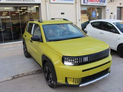 Fiat Grande Panda 1.2 Hybrid 110 CV S&S La Prima Giallo usata Trapani