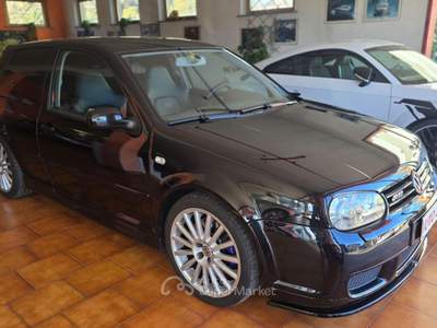Volkswagen Golf 3.2 V6 cat 3 porte R32 Nero usata Castiglione Olona