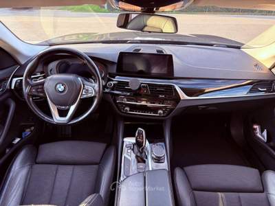 BMW Serie 5 520d d xDrive Touring Luxury Grigio usata Stra