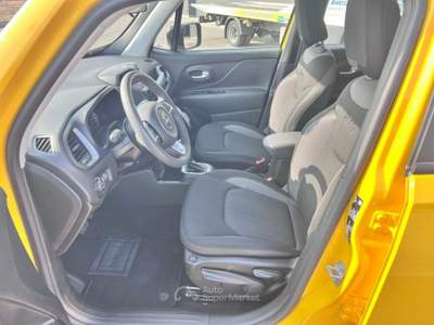 Jeep Renegade 1.5 Turbo T4 MHEV Limited Giallo usata Pieve di Soligo