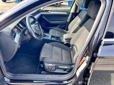 Volkswagen Passat 2.0 TDI DSG Business BlueMotion Tech Nero usata Pieve di Soligo