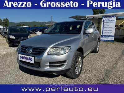 Volkswagen Touareg 2.5 R5 TDI DPF Exclusive Argento usata Arezzo