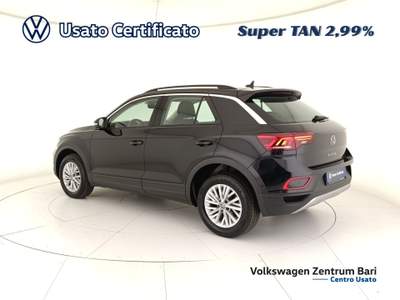 Volkswagen T-Roc 2.0 tdi life 150cv dsg Nero usata Bari