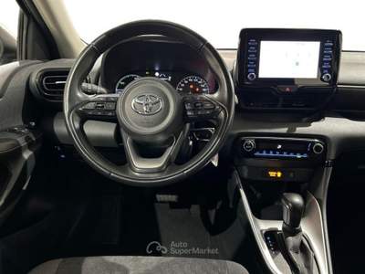 Toyota Yaris 1.5 VVT-iE Hybrid Active E-CVT Bianco usata Brescia