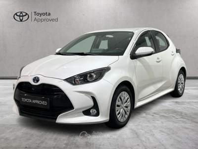 Toyota Yaris 1.5 VVT-iE Hybrid Active E-CVT Bianco usata Brescia