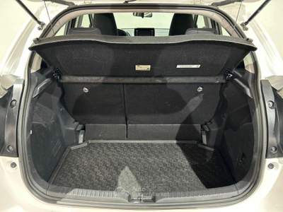 Toyota Yaris 1.5 VVT-iE Hybrid Active E-CVT Bianco usata Brescia